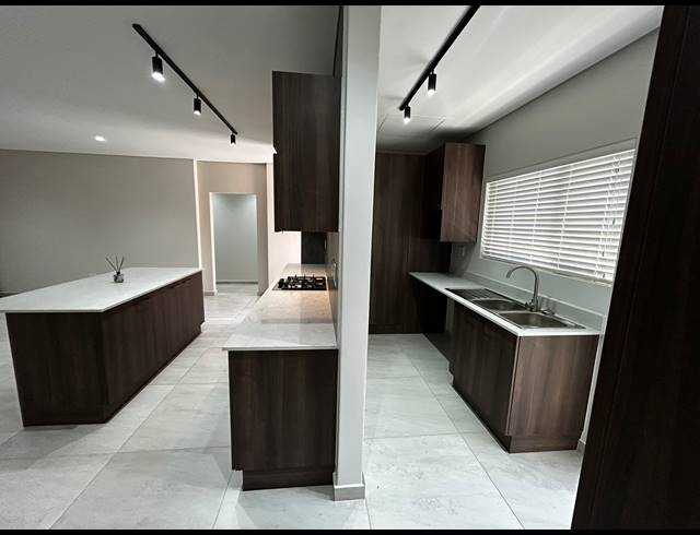 2 BEDROOM TOWNHOUSE TO LET IN CARLSWALD